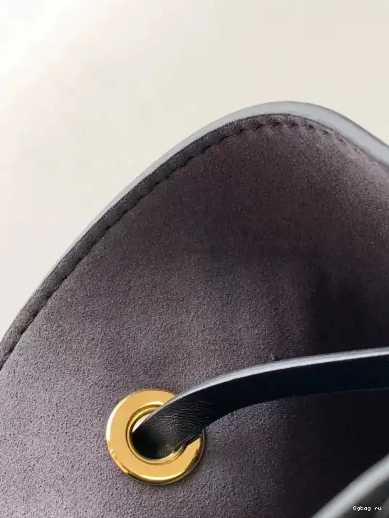 BB NÉONOÉ VUITTON LOUIS 0516